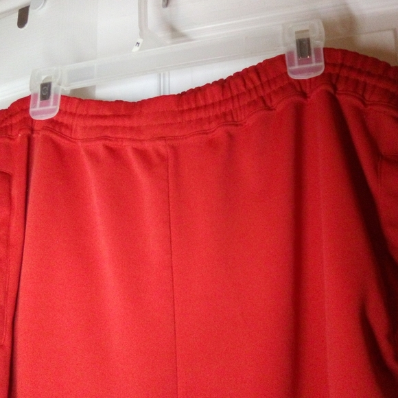 # 1 O - HIP HOP AUTHENTIC #16  SHORT SET 2 pc. XL RED/WHITE  LIKE NEW PRE-LOVED - Picture 9 of 11